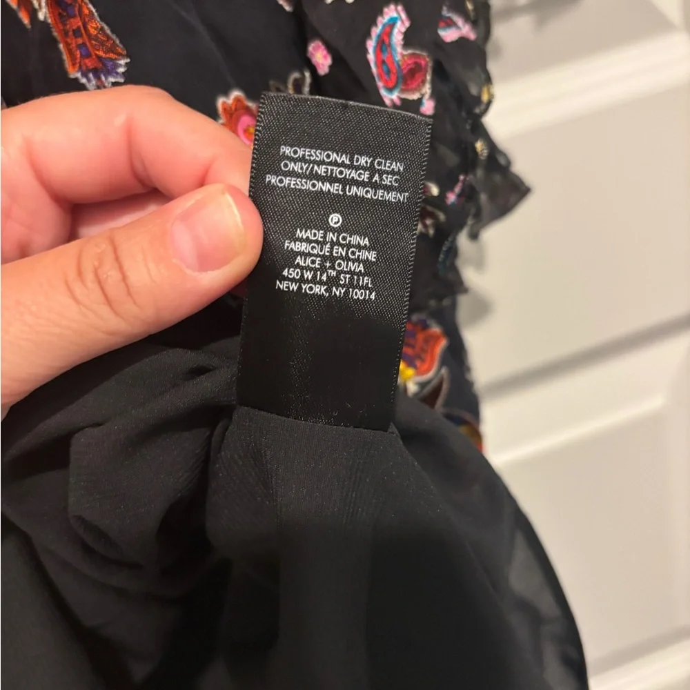 Alice + Olivia Julius Floral Flower Ruffle Dress Silk Black Multicolor Pattern - Picture 11 of 11